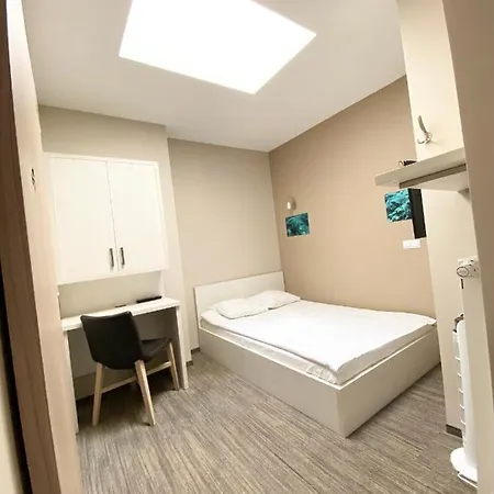 Promenada Hostel