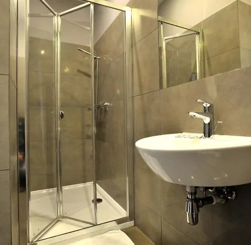 Vandrarhem Promenada *